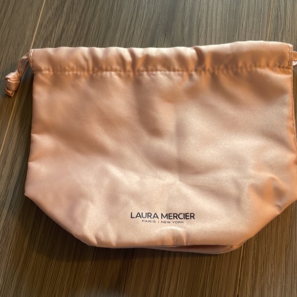 Laura Mercier drawstring satin makeup bag - Picture 2 of 2